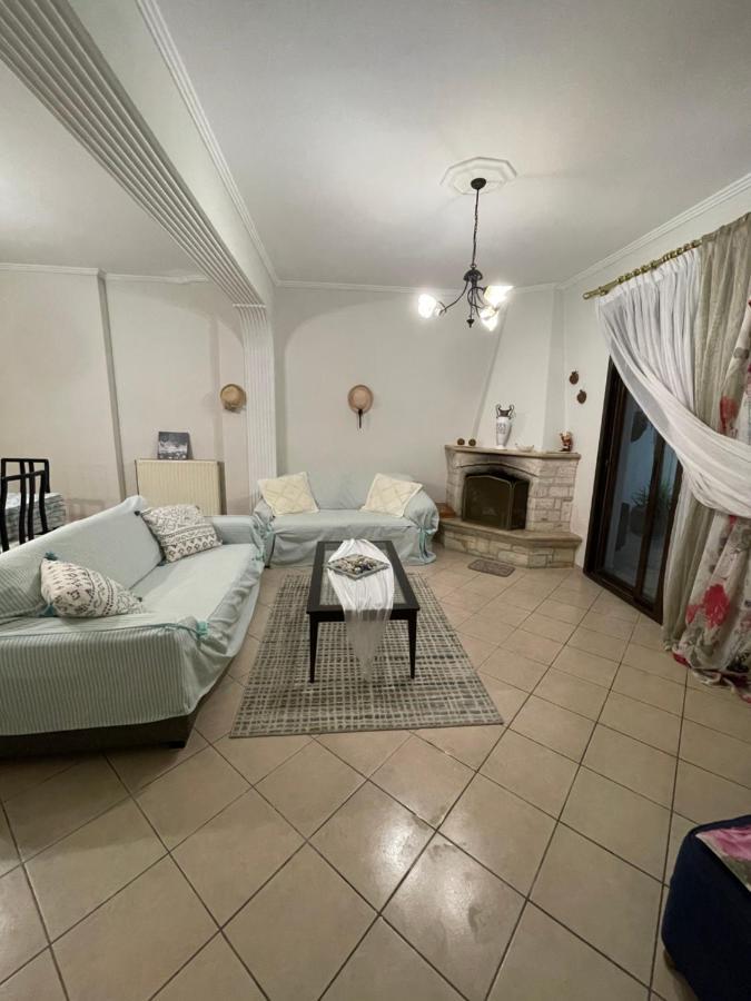 Aurora Apartment Афитос Екстериор снимка