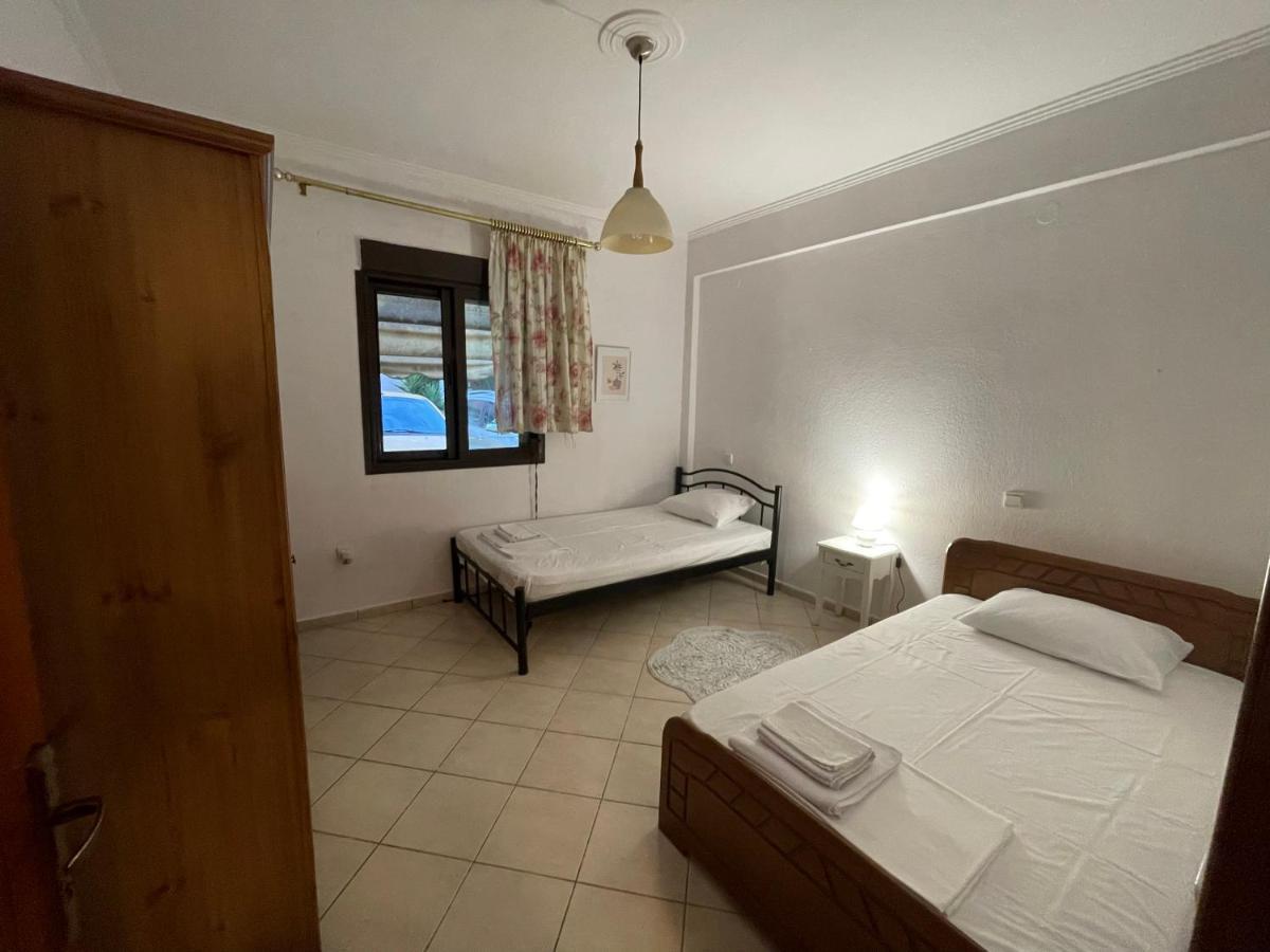 Aurora Apartment Афитос Екстериор снимка