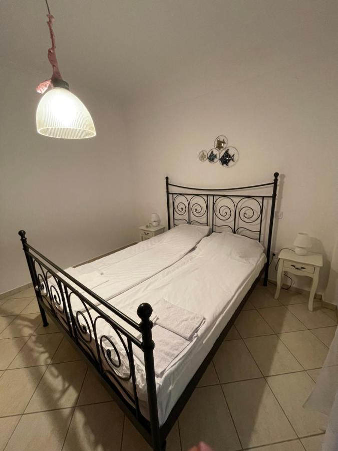 Aurora Apartment Афитос Екстериор снимка